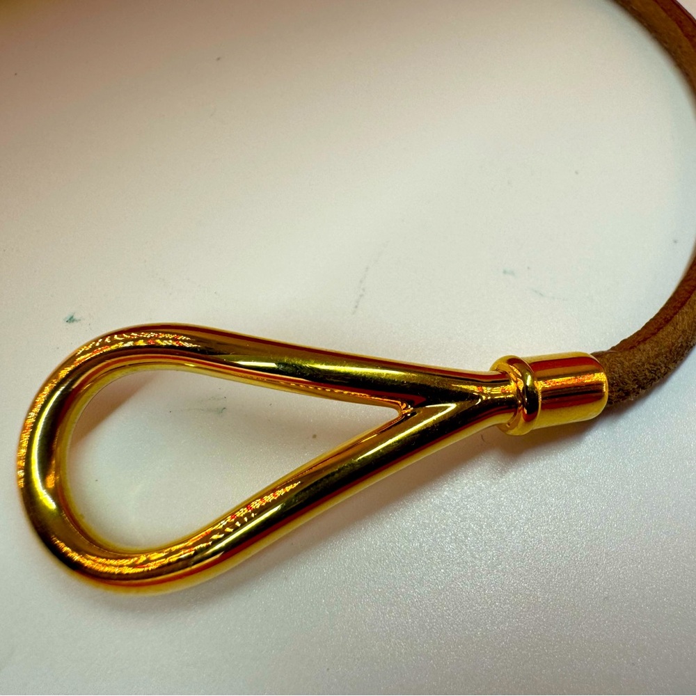 Hermès Suede Hook Bracelet Authentic Gold Plated Hermes Equestrian 1995 Vintage - Picture 4 of 12